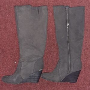 FERGALICIOUS HIGH CUT BOOTS